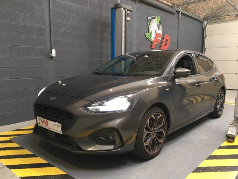 FORD FOCUS 1.5 T