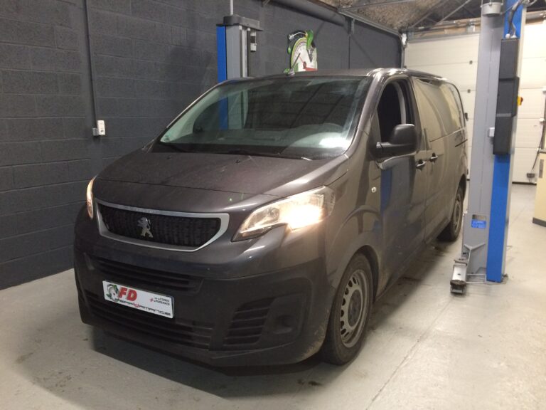 PEUGEOT EXPERT 2.0HDI 122CV 2018