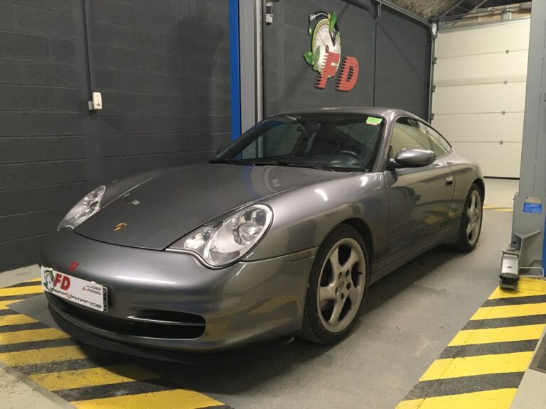 Porsche 996