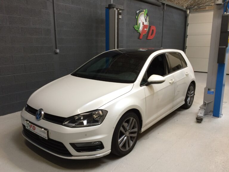 VW GOLF VII 1.6 TDI 105