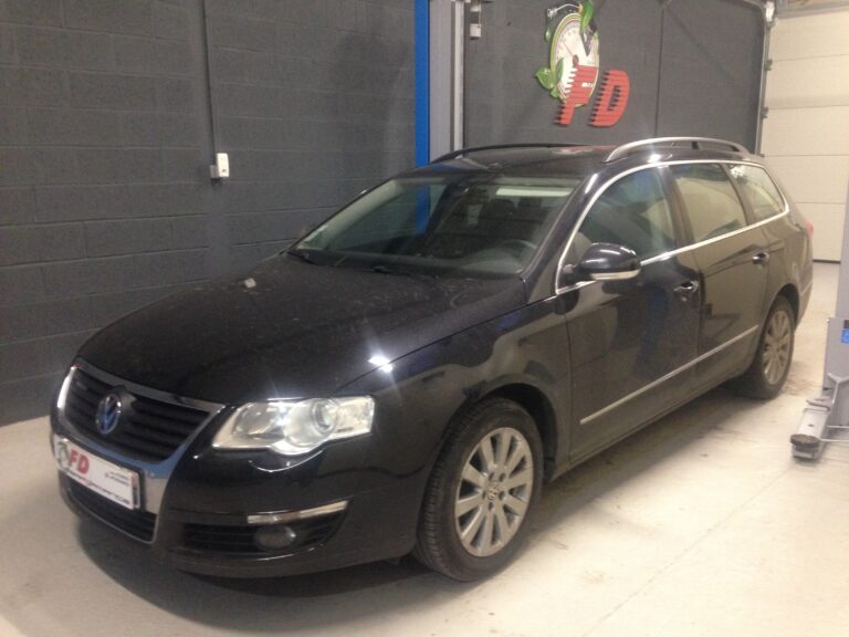 VW PASSAT 1.6TDI 105CV 2009